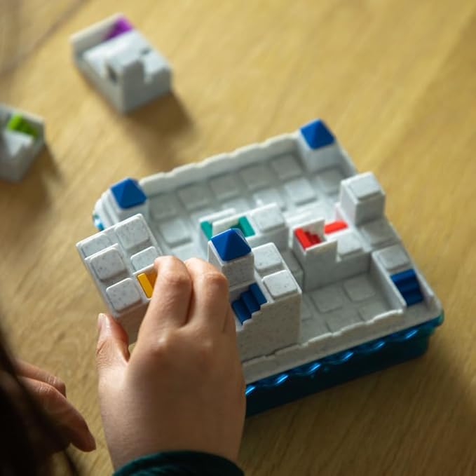 SmartGames Atlantis Escape; a 3D Path-Building Travel Game for Kids and Adults, a STEM Focused Cognitive Skill-Building Brain Game - Brain Teaser for Ages 8 & Up, 60 Challenges.