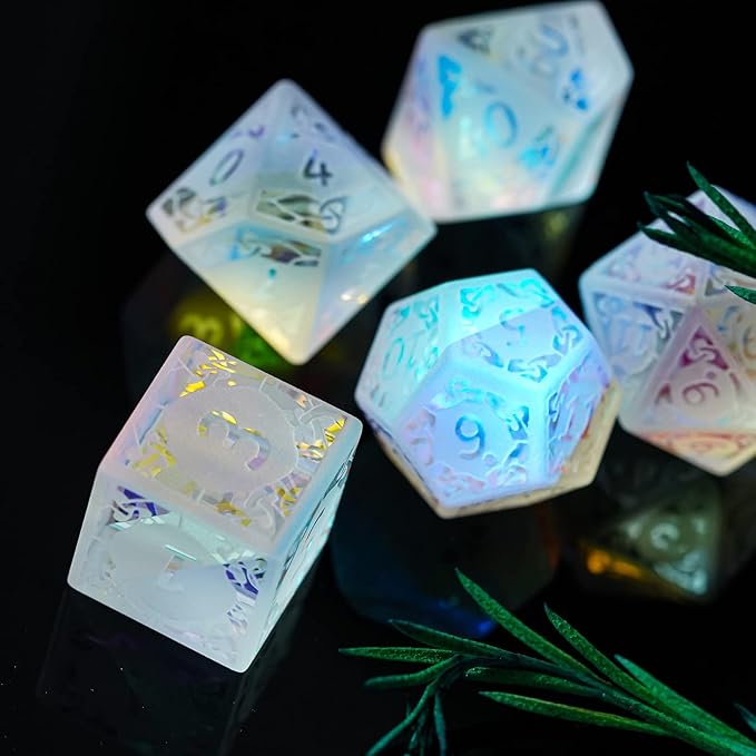 UDIXI Prism Glass DND Dice Set, 7PCS Frosted Glass Dice Rainbow Glass D and D Dice for Dungeons and Dragons Table Games D&D (Sandblasted Prism Glass)