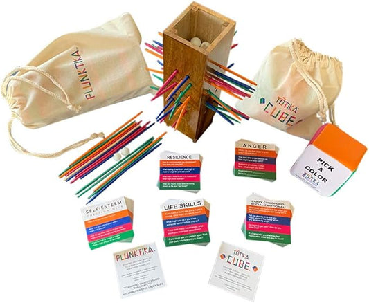 Totika Cube & Plunktika Game – Five Card Set