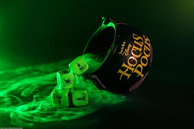 USAOPOLY YAHTZEE: Disney Hocus Pocus | Collectible Witch~'s Caldron Dice Cup Classic Family Game Based on Film Great for Night Officially-Licensed & Merchandise, Black