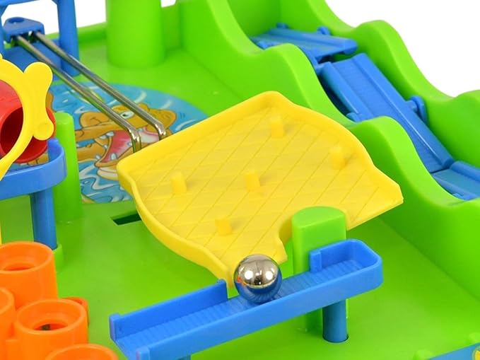 TOMY Screwball Scramble Brainteasers for Ages 5 to 10