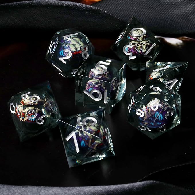 Skeleton Design Skull DND Dice Set 7pcs Sharp Edged Resin Polyhedral Dice for Roleplaying Games, Gift Box Included(Black Silver)