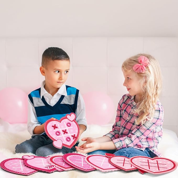 24 Pack Valentines Day Tic Tac Toe Game Strategic Board Felt with Storage Bags Valentine's Day Games Classroom for Party Favors Goodie Bags Gift Exchange Prizes(Heart)