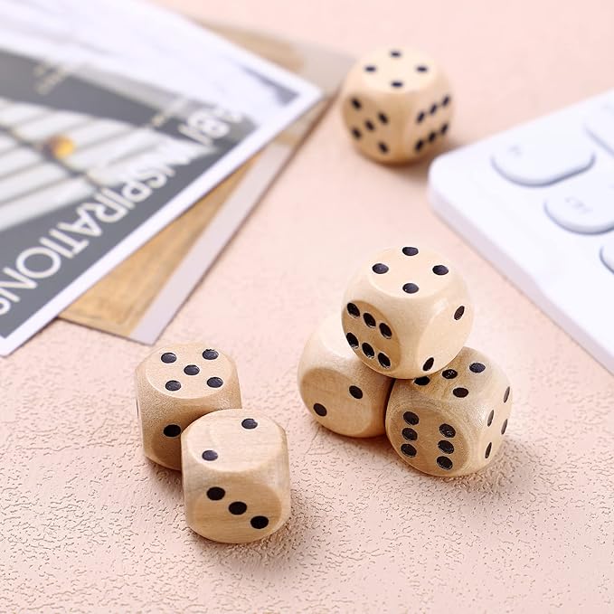 Wooden 6 Sided Dice Game Dice 10Pcs Wooden Dice 16mm Dice with Numbers 1-6 Wooden Dice Set Party Favors for Table Games