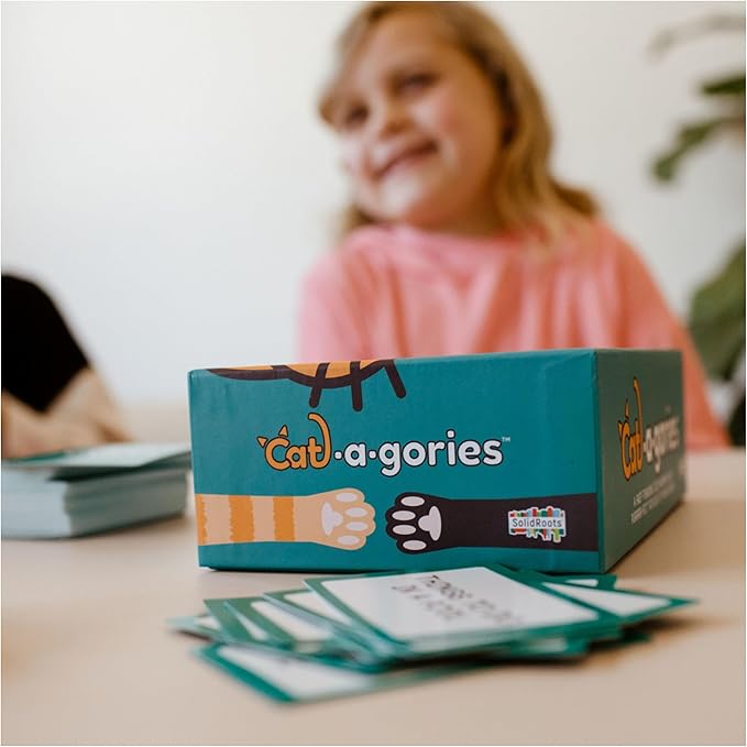 Spin Master SolidRoots Cat-a-gories Vocabulary Learning Dice Game for 2-4 Players | Family Games for Kids Ages 6+