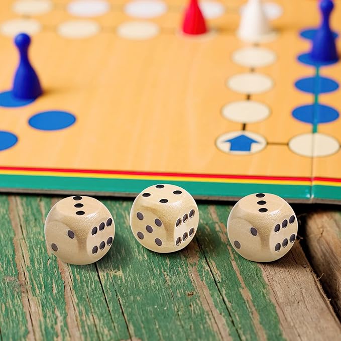 Wooden 6 Sided Dice Game Dice 10Pcs Wooden Dice 16mm Dice with Numbers 1-6 Wooden Dice Set Party Favors for Table Games