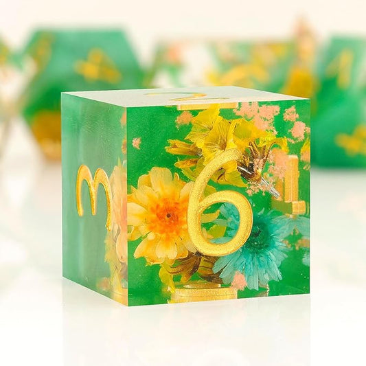 Haxtec DND Dice Set Sharp Edge Resin Dice Set with Dice Case, Flower D and D Dice, Polyhedral D&D Dice Set for Dungeons and Dragons TTRPGs DND Gift, Green