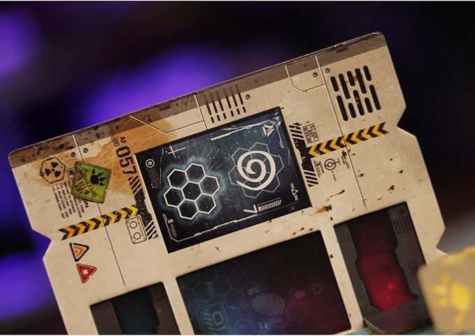 IELLO Distant Suns - Choose & Write Game, Kids & Family, Games, Ages 10+, 2-4 Players, 25 Min