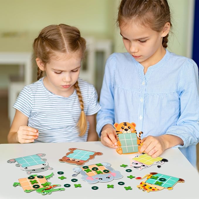 Capoda 24 Pack Jungle Animals Safari Theme Party Favors Tic Tac Toe Strategic Board Game Felt with Storage Bags Jungle Theme Goodie Bags Stuffers for Safari Animal Birthday Party Favor Classroom Prize