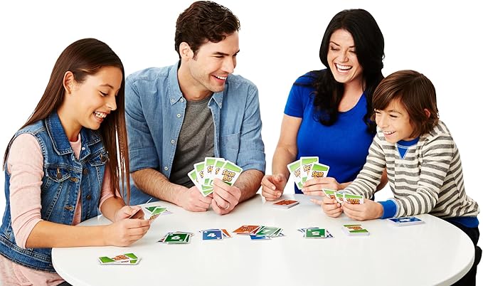 Mattel Games, Skip-BO Card Games for Ages +7, Card sequencying Family Game from UNO Creators, 52370, Display