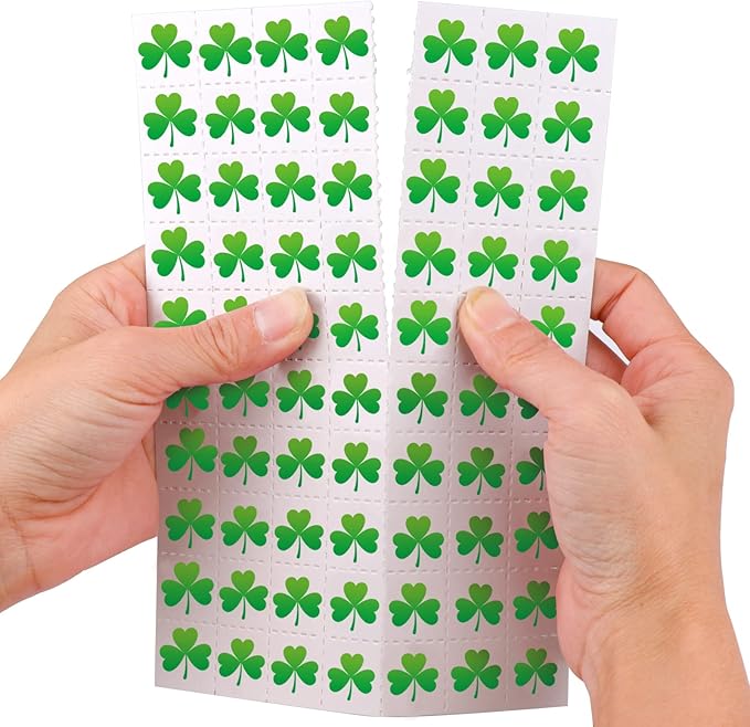24 Players St Patrick's Day Bingo Game Cards for Kids Irish Green Shamrock Party Bingo Game St Patrick Classroom Family Activity Party Favors for Kids