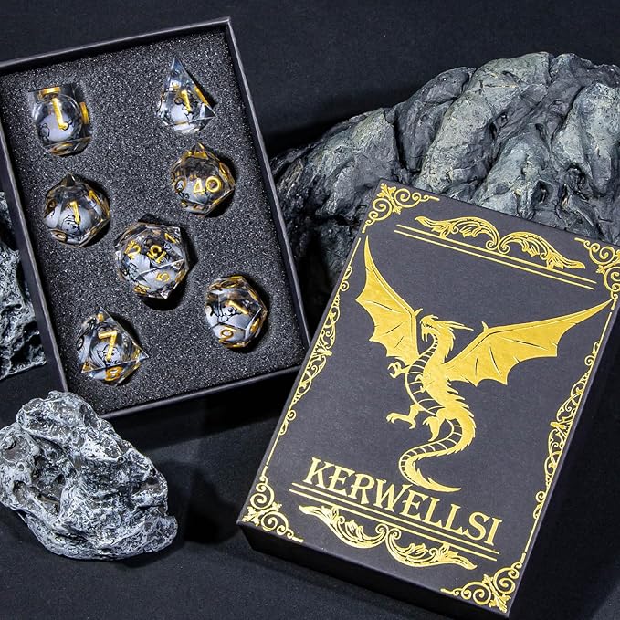 KERWELLSI Dog Liquid Core DND Dice Set with Gift Box, 7 Pcs Resin Sharp Edged Dice, Role Playing Dice D20 D12 D10 D8 D6 D4, White and Gold