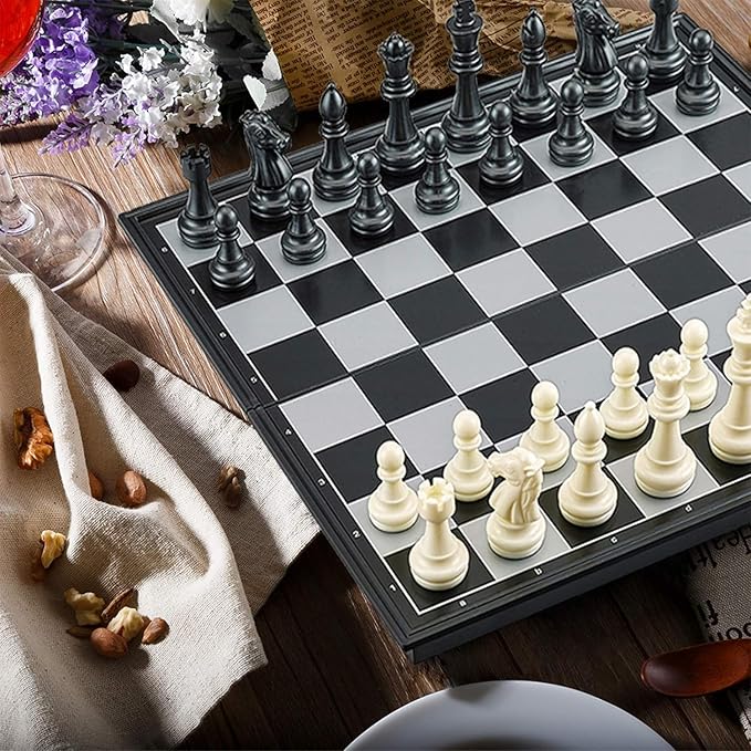 Travel Chess Set Magnetic Portable Folding Chess Board (Medium / 9.7 Inch)