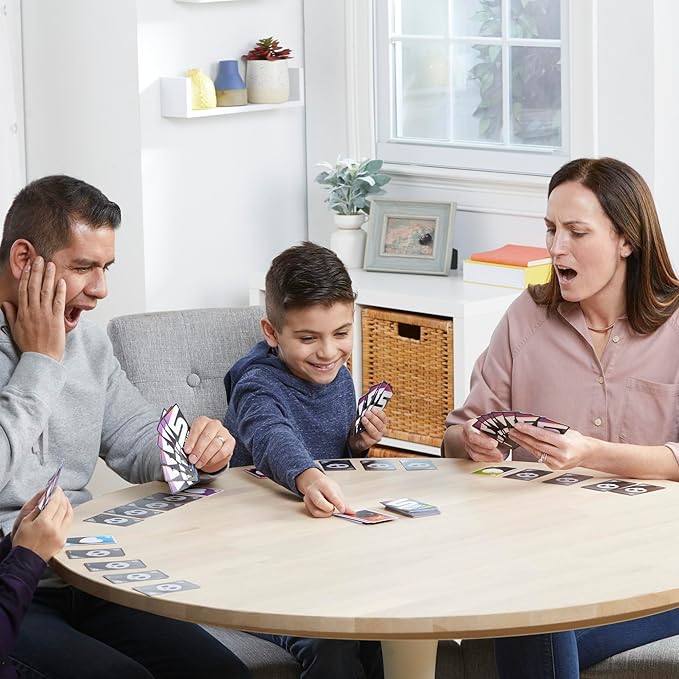 5 Alive Card Game, Fast-Paced Game for Kids and Families, Easy to Learn, Fun Family Game for Ages 8 and Up, Card Game for 2 to 6 Players
