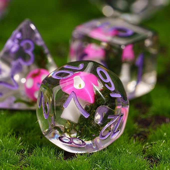 UDIXI 7PCS Polyhedral Dice DND, D&D Dice Set Filled with Mushroom and Seaweed for Role Playing Dice Games as DND RPG Table Games (Seaweed)
