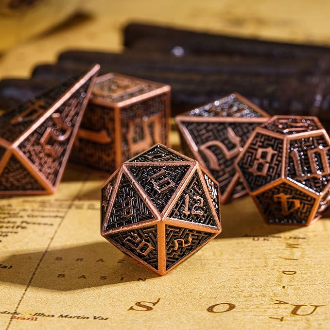 UDIXI Polyhedral Dice Set Metal DND Dice 7PCS Maze Carved Dungeons and Dragons Dice for Role Playing Dice Games