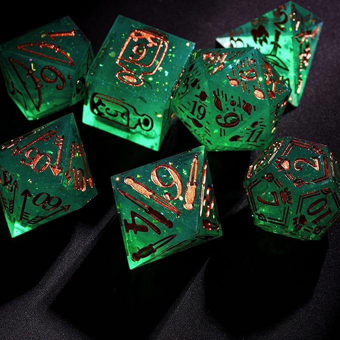 Cusdie 7-Die Sharp Edges DND Dice Set, Ranger Pattern Polyhedral D&D Dice Set for DND Dungeons and Dragons TTRPG Role Playing Games(Green w/Rose Gold Ranger Pattern)