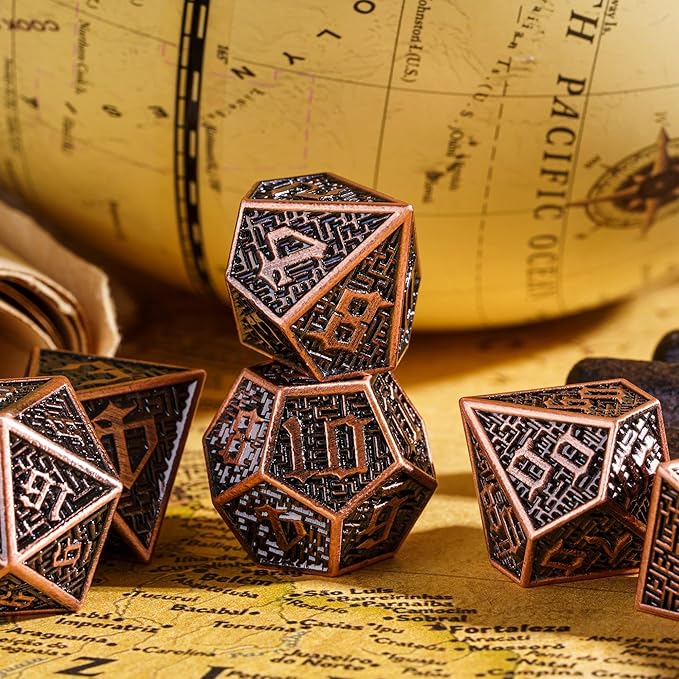 UDIXI Polyhedral Dice Set Metal DND Dice 7PCS Maze Carved Dungeons and Dragons Dice for Role Playing Dice Games