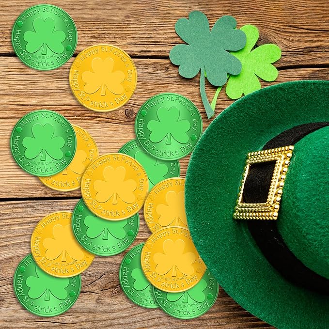 100 PCS St. Patrick's Day Coins - Lucky Gold Green Shamrock Clover Coins Party Favors for St. Patrick's Day Decorations, Irish Themed Party Supplies, Birthday, Parade Throws, Outdoor Treasure Hunts