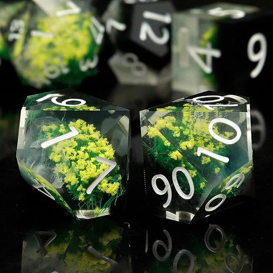 Haxtec DND Dice Set Sharp Edge Resin Dice Set with Dice Case, Flower D and D Dice, Polyhedral D&D Dice Set for Dungeons and Dragons TTRPGs DND Gift