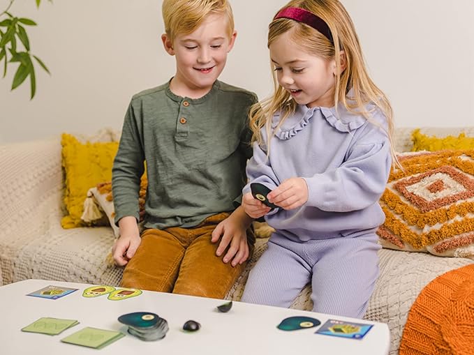 Pawvocados Preschool and Children Collecting and Matching Card and Avocado Dice Game - Educational Game by Blue Orange Games - 2 to 6 Players for Ages 4+