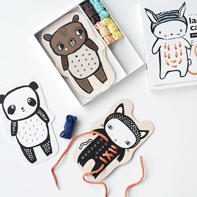 Wee Gallery Baby Animals Lacing Cards for Toddlers, Sewing Board Toy, Preschool Toys, Montessori Learning Activity for Kids, Learn Motor Skills, Colors, Travel Game, with Soy Inks (Ages 3 4 5 years +)