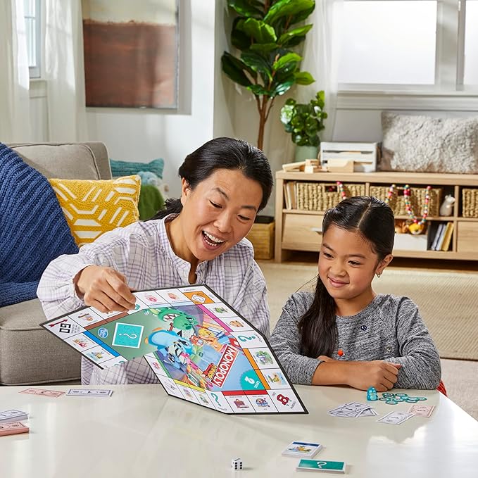 Hasbro Gaming Monopoly Junior Board Game, 2-Sided Gameboard, 2 Games in 1, Monopoly Game for Younger Kids Ages 4 and Up, Kids Games for 2 to 6 Players