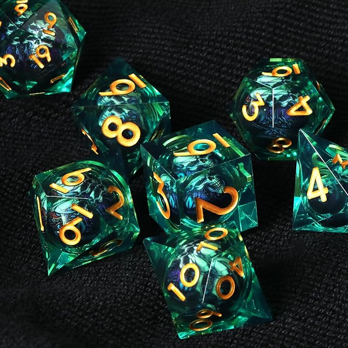 Handmade Skull Resin DND Dice Set 7-Piece Sharp Edge Polyhedral Dice for RPG & Dungeons and Dragons (Green Gold)