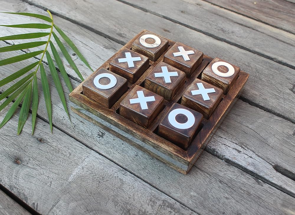 Wooden Tic Tac Toe Game | Board game for kids and family | Table Top Living Room Decor Fun Game | Indoor Outdoor Adults classic Travel Game (Burnt Wood)